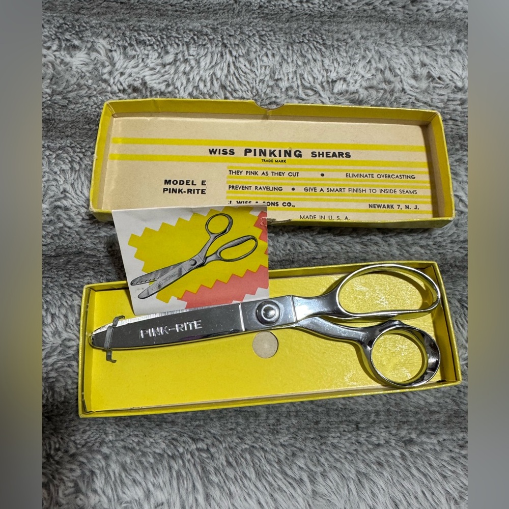 Wiss Pinking Shears - Chrome Finish